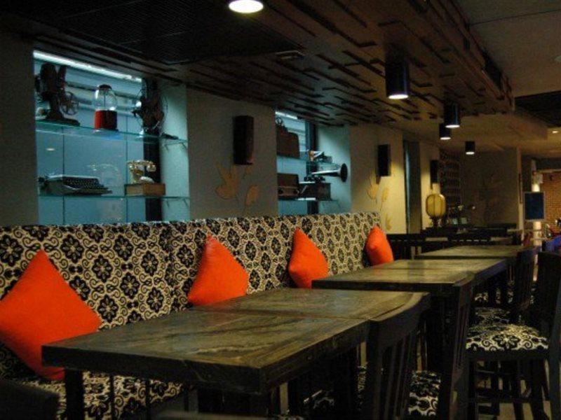 The Fusion Suites Bangkok Esterno foto